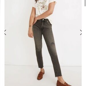 Madewell The Perfect Vintage Jean in Cosner Wash: Knee-Rip Edition